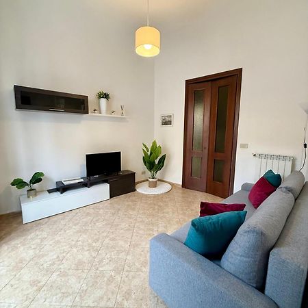 Gigi'S Apartment 巴勒莫 外观 照片